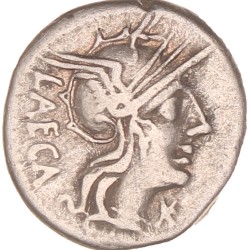 Roman republic. M. Porcius Laeca. Denarius. N.D. (125 BC).