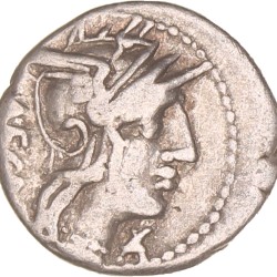 Roman republic. M. Porcius Laeca. Denarius. N.D. (125 BC).