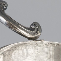 Broodmand zilver.