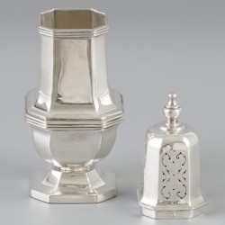 Strooibus zilver.