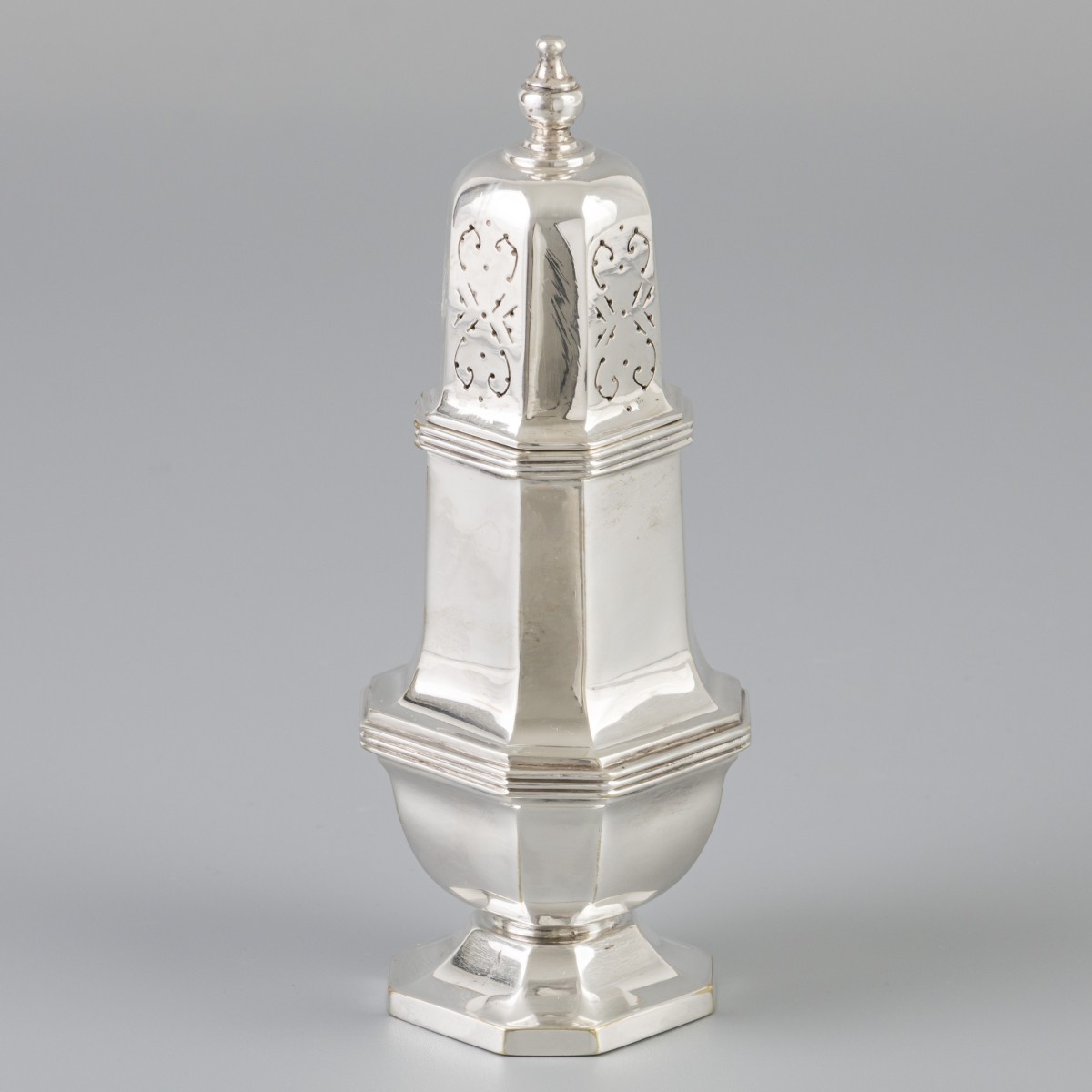 Strooibus zilver.