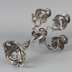 Kandelaar zilver.