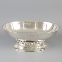 Pronkstuk dekschaal (Frankfurt am Main, Duitsland, Lazarus Posen 1870-1930) zilver.
