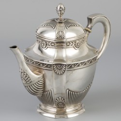 Theepot zilver.