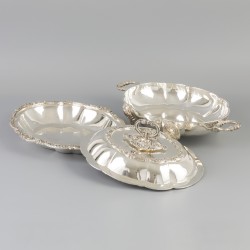 "A double usage" dekschaal zilver.