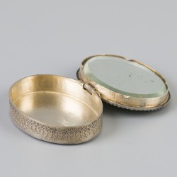 Compact- / poederdoosje zilver.