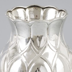 Bloemenvaas (Kopenhagen, Denemarken, Christian F. Heise 1904-1932) zilver.