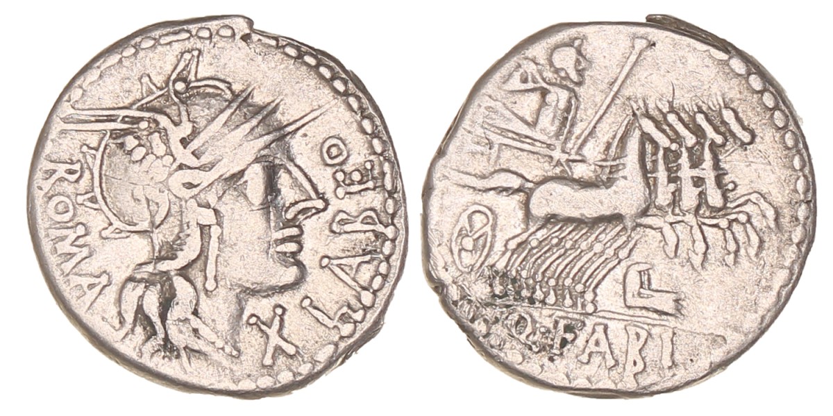 Roman republic. Q. Fabius Labeo. Denarius. N.D. (124 BC).