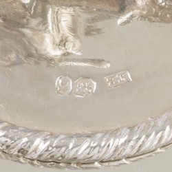 2-delige set "a double usage" dekschalen (Londen, Edward Barton 1823) zilver.