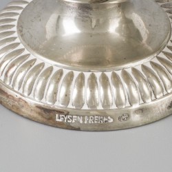 (2) delig lot prijsbokalen zilver.