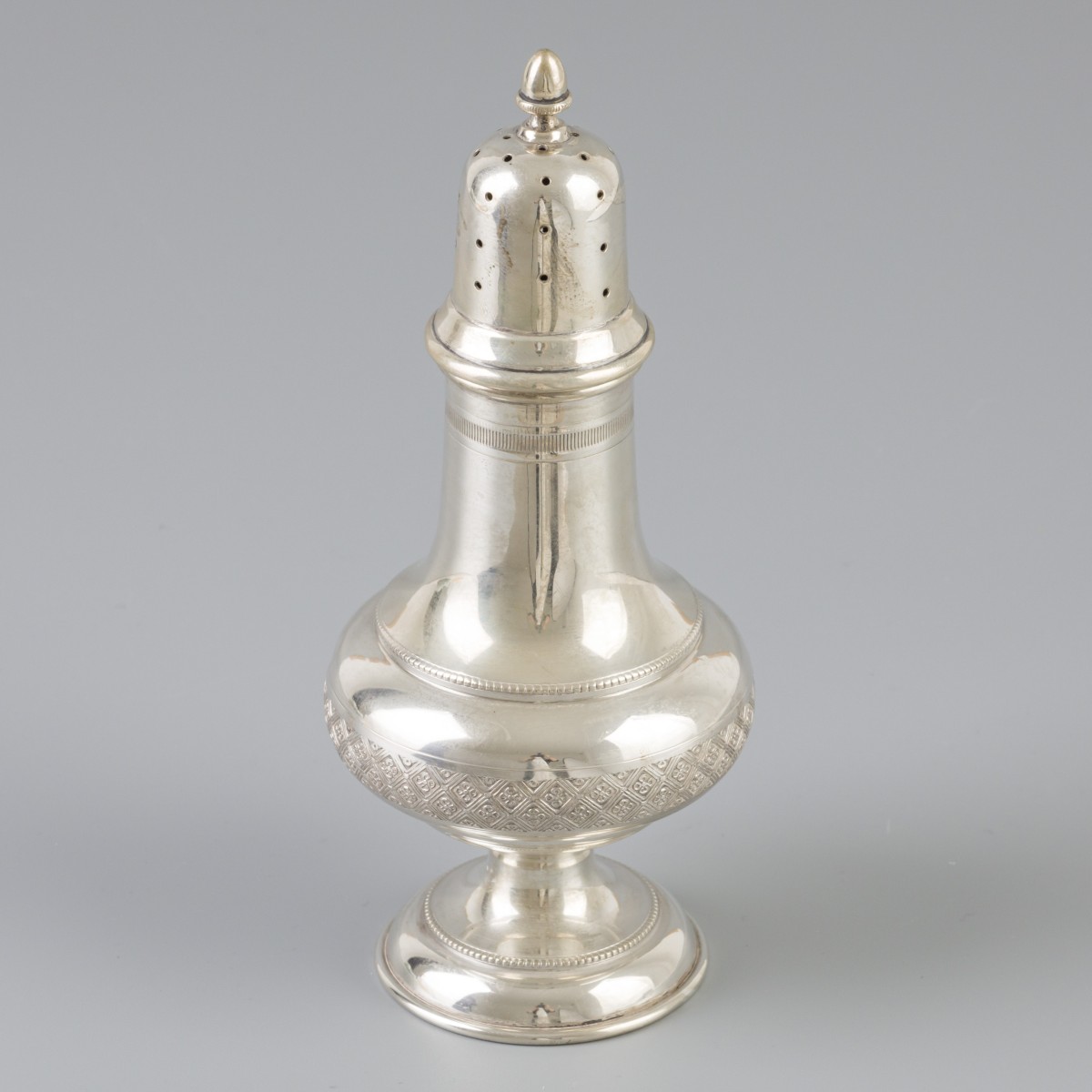 Strooibus zilver.