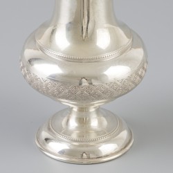 Strooibus zilver.