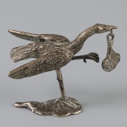 Miniatuur ooievaar met baby zilver.
