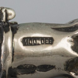Ruiter met springpaard zilver.