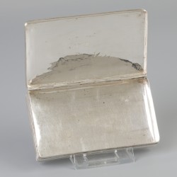 Tabaksdoos zilver.