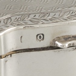 Sieradenkistje (Birmingham, Edward Souter Barnsley & Co 1913) zilver.