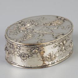 Doosje zilver.