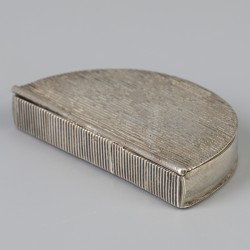 Tondeldoosje (Amsterdam, Willem Willems 1832) zilver.