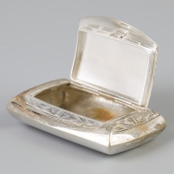 Snuifdoosje / pepermuntdoosje (Firenze / Schoonhoven, Alfredo Ridi / J. Niekerk) zilver.