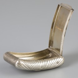 Snuifdoosje (Schoonhoven, Frederik van Baaren 1856) zilver.