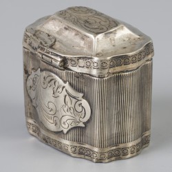 Lodereindoosje (Leeuwarden, Paulus Riddersma Cabboes 1836-1859) zilver.