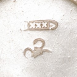 Lodereindoosje (Amsterdam 1804) zilver.