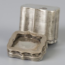 Lodereindoosje (Schoonhoven, Abraham Kruijt 1851) zilver.