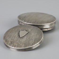 Pepermuntdoosje (Schoonhoven, Pieter Kuijlenburg 1829) zilver.