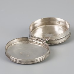 Pepermuntdoosje (Schoonhoven, Pieter Kuijlenburg 1823) zilver.