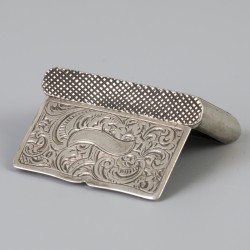 Tondeldoosje (Amsterdam, Jacob Nicolaas Kramer 1826-1853) zilver.