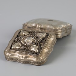 Pepermuntdoosje (Schoonhoven, Pieter Gaillard 1875) zilver.