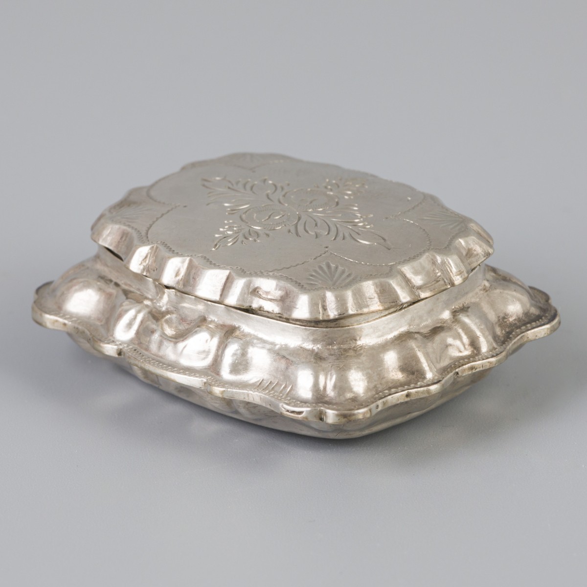 Pepermuntdoosje (Schoonhoven, Pieter Kruijt Jr. 1878) zilver.