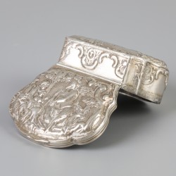 Snuifdoos (18e eeuw?) zilver.
