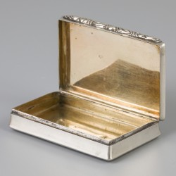 Snuifdoos zilver.