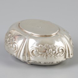 Pepermuntdoosje (Chester, Henry Matthews 1905) zilver.