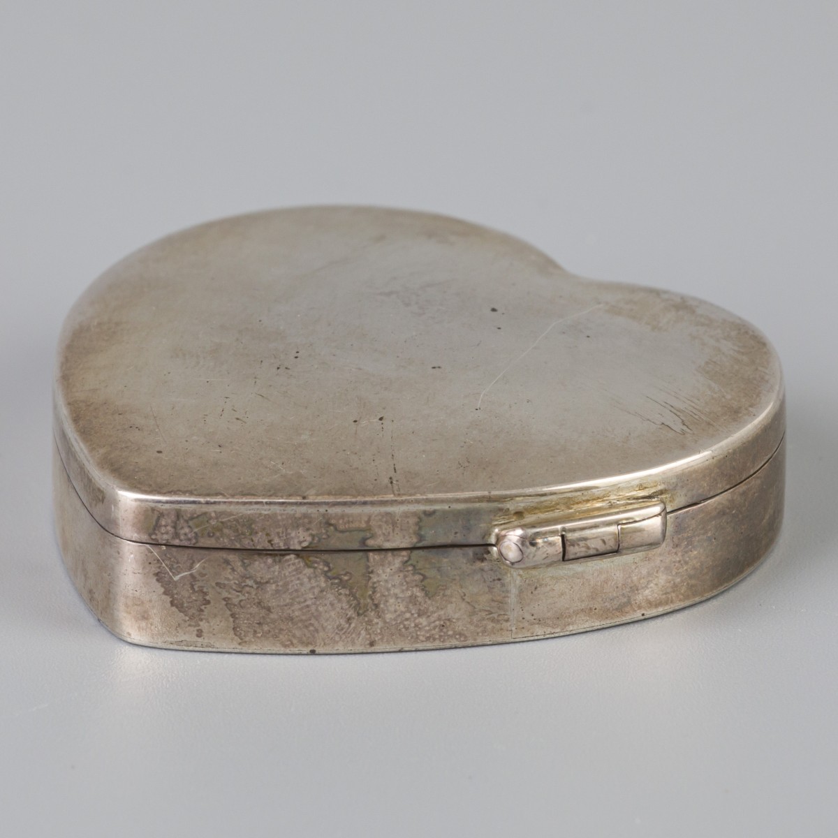Pillendoosje zilver.