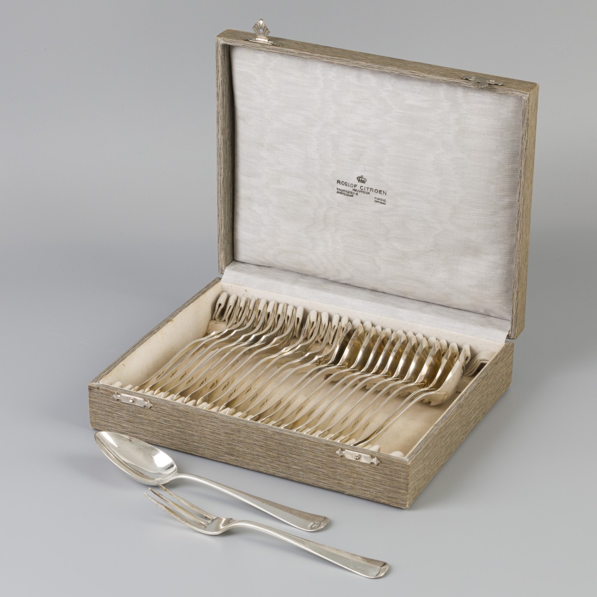 24-delige set lepels & vorken "Haags lofje" zilver.