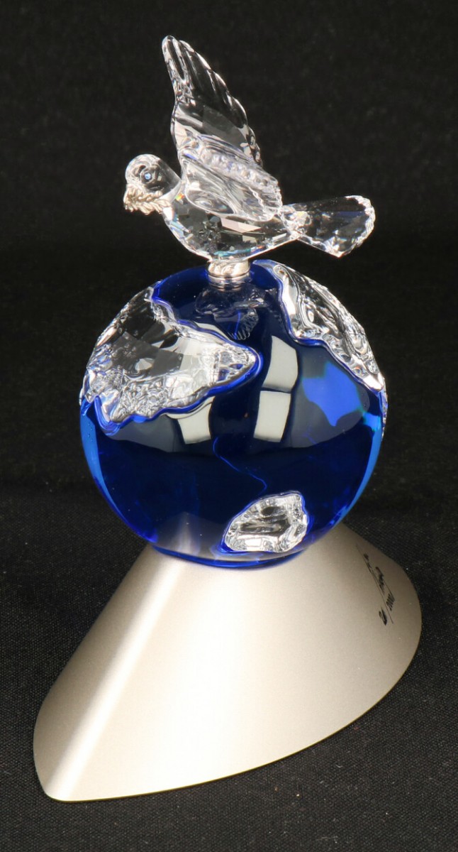 Swarovski Millenium edtie 2000 "Crystal Planet "