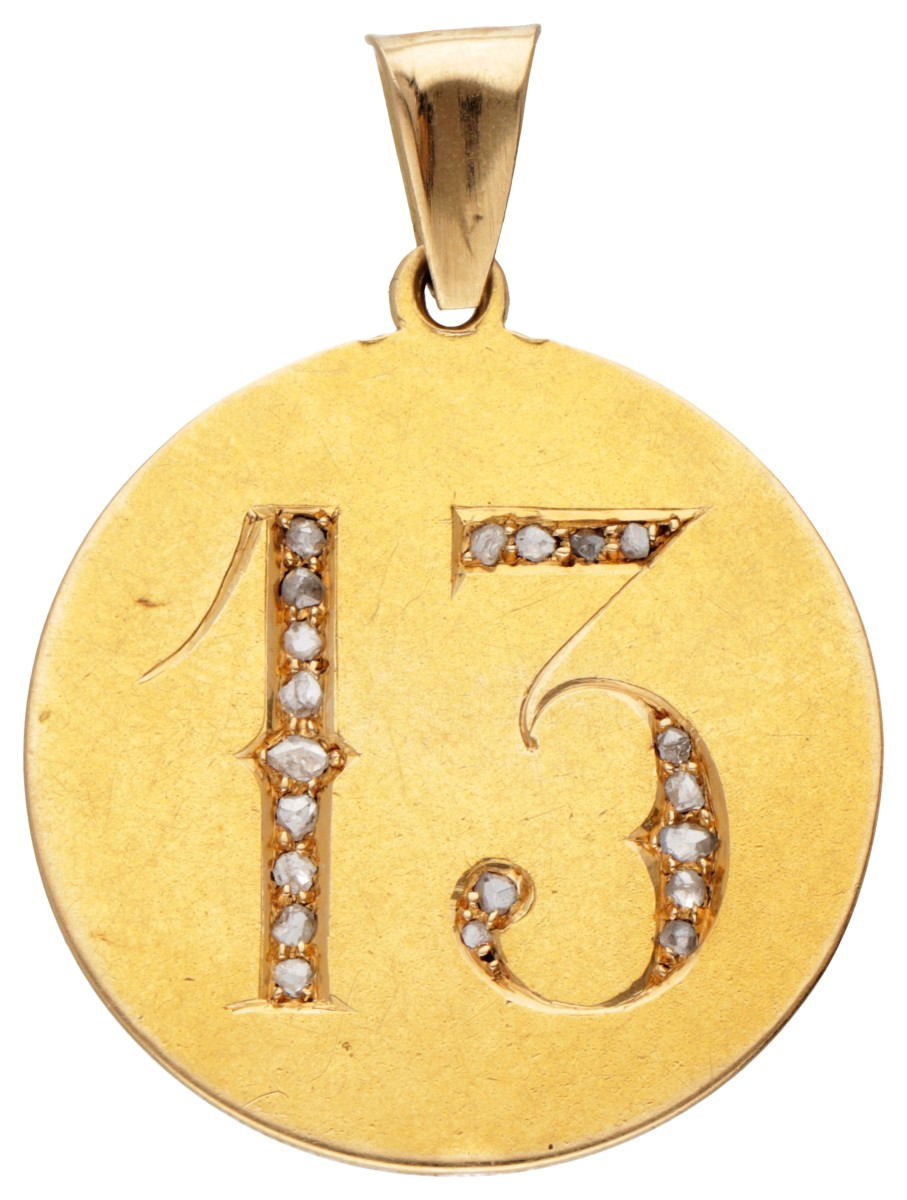 14 kt. Geelgouden 'Lucky Number Thirtheen' hanger bezet met roos geslepen diamant.