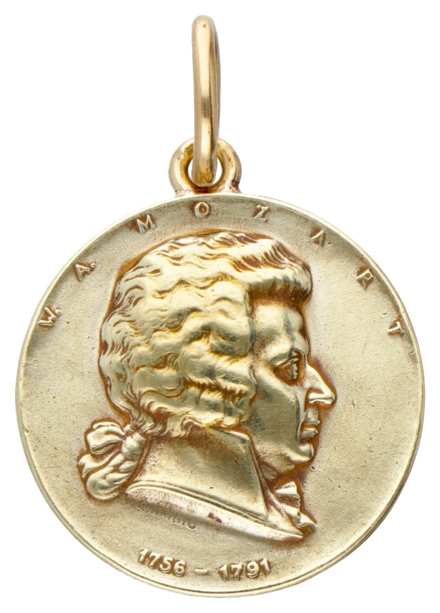 14 kt. Geelgouden vintage hanger voorstellende Wolfgang Amadeus Mozart door A. Hartig.