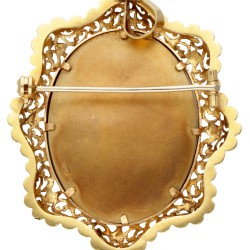 18 kt. Geelgouden Italiaanse vintage broche / hanger met een geschilderd portret van een dame.