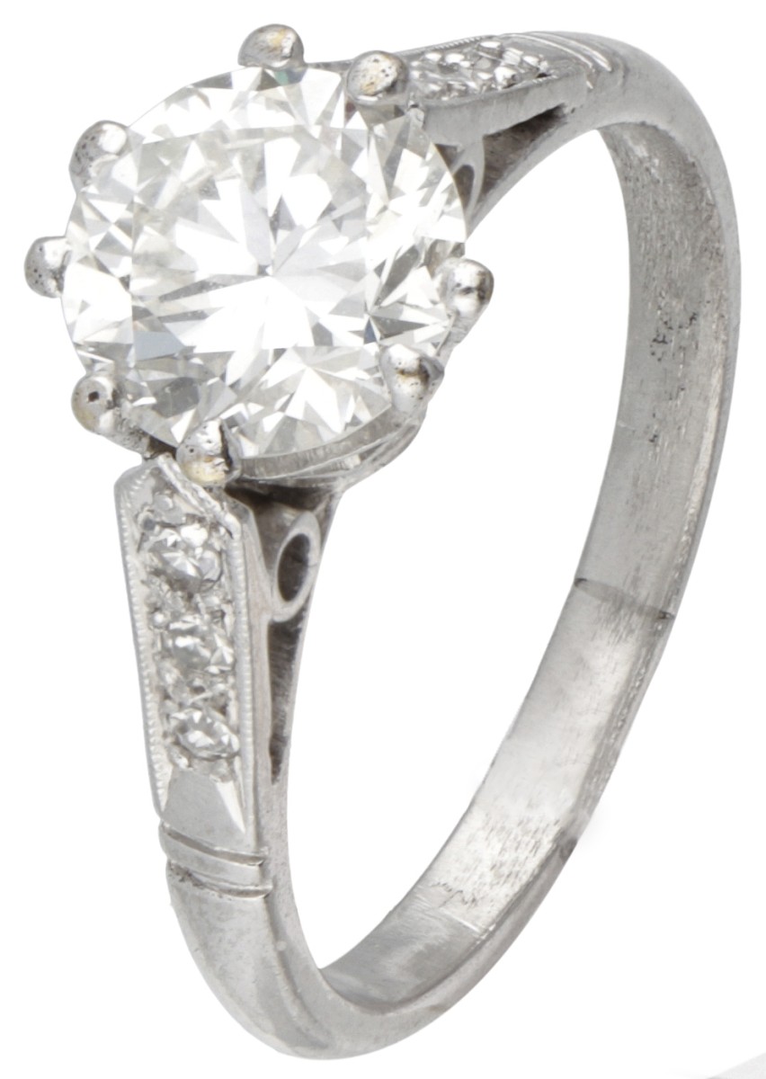 Pt 850 Platina art deco ring bezet met ca. 1.38 ct. diamant.