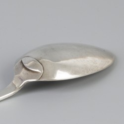 Dinerlepel (Leiden, Andreas Barning 1776-1811) zilver.