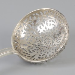 Strooilepel (Bourges, Frankrijk, 1768-1775) zilver.