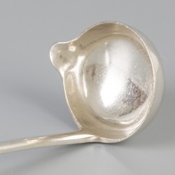 Bowl-lepel "Haags Lofje" zilver.