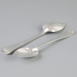 6-delige set dinerlepels "Haags lofje" zilver.