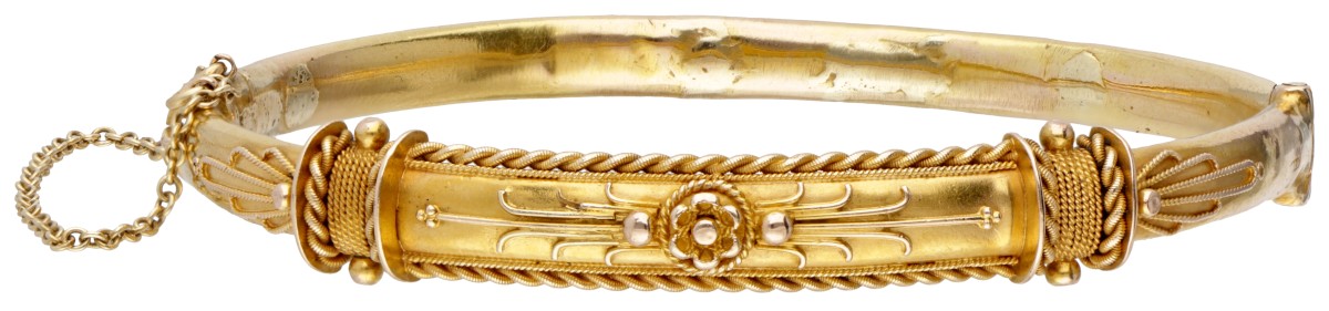 15 kt. Geelgouden Victoriaanse bangle armband in neo-etruskische stijl.