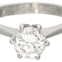 Pt 950 Platina solitair ring bezet met ca. 1.25 ct. diamant.