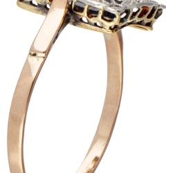 14 kt. Roségouden ring bezet met ca. 1.28 ct. synthetische saffier en diamant.