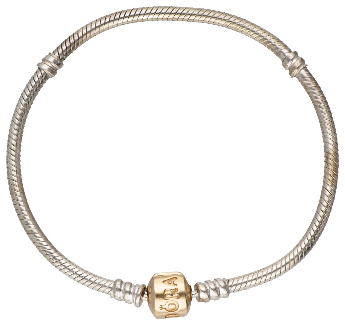 Sterling zilveren Pandora 'Moments' armband met een 14 kt. geelgouden sluiting.